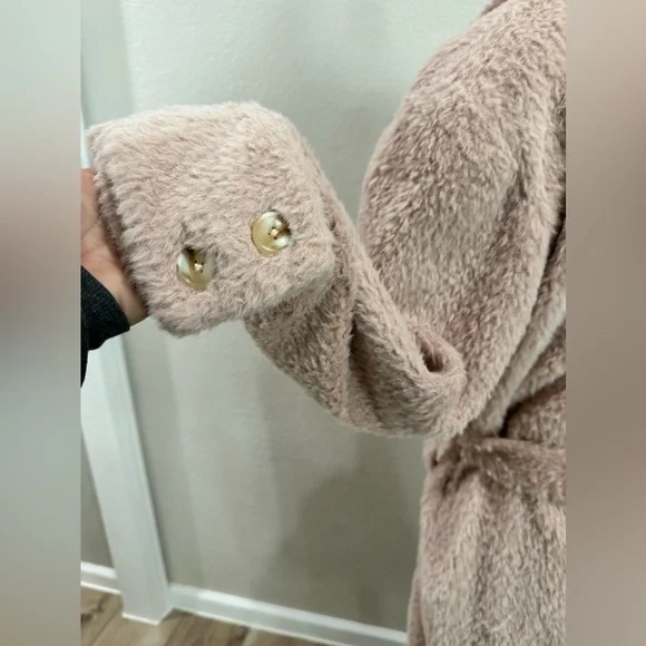 🆕 FREE PEOPLE Cuff it Coat Pink Teddy Cozy Faux Fur Trench Coat Jacket - Picture 8 of 13